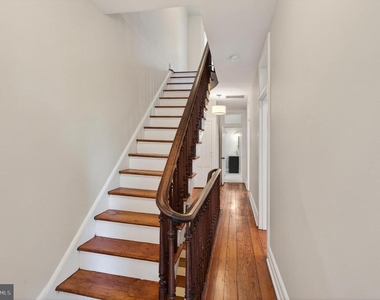 144 Gay Street - Photo Thumbnail 15
