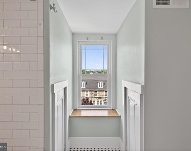 144 Gay Street - Photo Thumbnail 25
