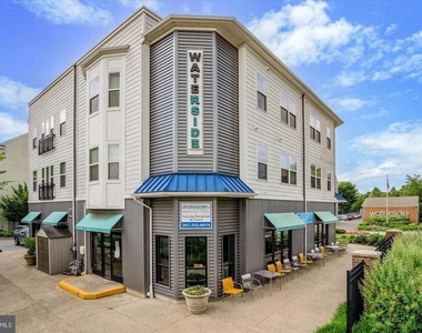121 Hagen Drive - Photo Thumbnail 17