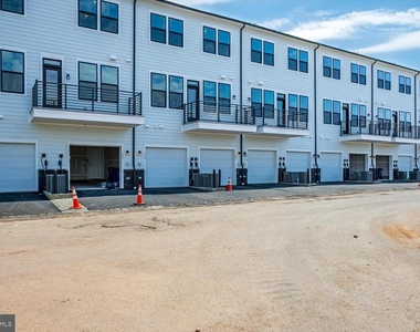 317 Sadie Circle - Photo Thumbnail 26