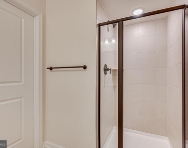 323 Sadie Circle - Photo Thumbnail 13