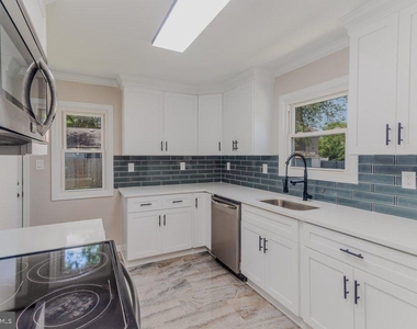 18 Bong Terrace - Photo Thumbnail 4