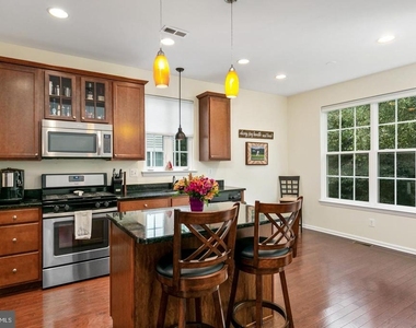 15 Overlook Drive - Photo Thumbnail 13