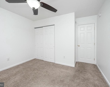 1051 Harbour Drive - Photo Thumbnail 21