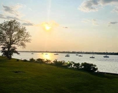 1051 Harbour Drive - Photo Thumbnail 30