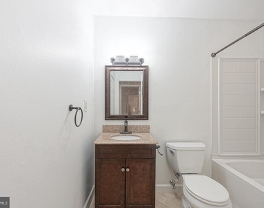 1051 Harbour Drive - Photo Thumbnail 15