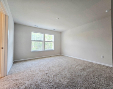34 Autumn Park Drive - Photo Thumbnail 20