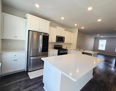 34 Autumn Park Drive - Photo Thumbnail 4