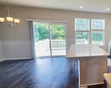 34 Autumn Park Drive - Photo Thumbnail 7
