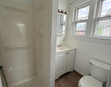 724 Parry Avenue - Photo Thumbnail 23