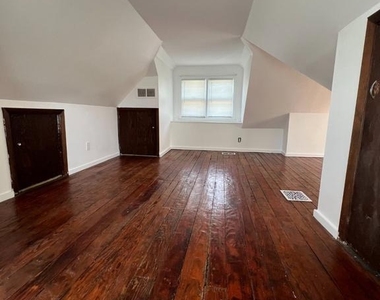724 Parry Avenue - Photo Thumbnail 16