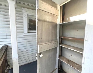 38 Wayside Avenue - Photo Thumbnail 3