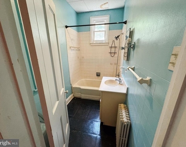 801 S Potomac Street S - Photo Thumbnail 4