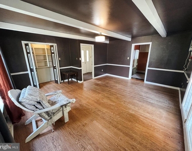 801 S Potomac Street S - Photo Thumbnail 1