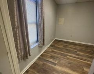21614 Great Mills Road - Photo Thumbnail 10