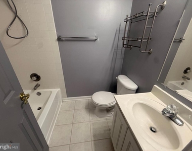 4805 Springmaid Lane - Photo Thumbnail 20