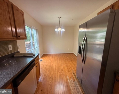 4805 Springmaid Lane - Photo Thumbnail 7