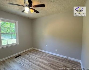 3918 Donna Street - Photo Thumbnail 5