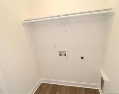 8424 Rhodes Road - Photo Thumbnail 21