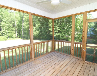 8424 Rhodes Road - Photo Thumbnail 28