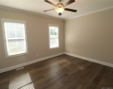 8424 Rhodes Road - Photo Thumbnail 17