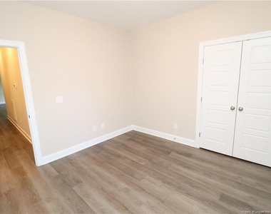 8424 Rhodes Road - Photo Thumbnail 23