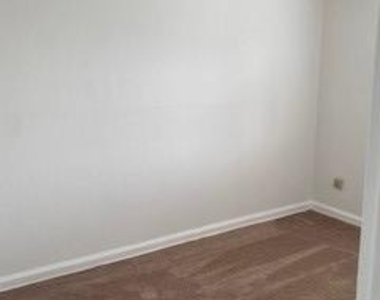 3903 25th Avenue - Photo Thumbnail 13