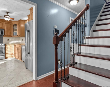 6824 Saint Julian Way - Photo Thumbnail 8