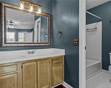 6824 Saint Julian Way - Photo Thumbnail 18