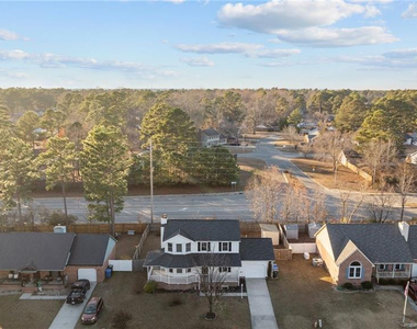 6824 Saint Julian Way - Photo Thumbnail 33