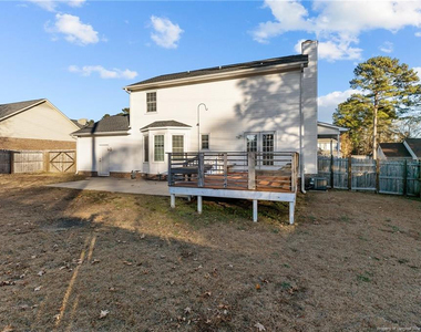 6824 Saint Julian Way - Photo Thumbnail 30