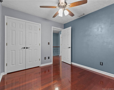 6824 Saint Julian Way - Photo Thumbnail 21