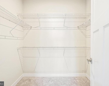 16328 Fife Way - Photo Thumbnail 11