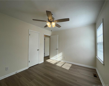 718 Dwain Drive - Photo Thumbnail 6