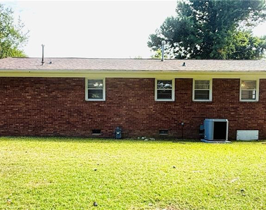718 Dwain Drive - Photo Thumbnail 22