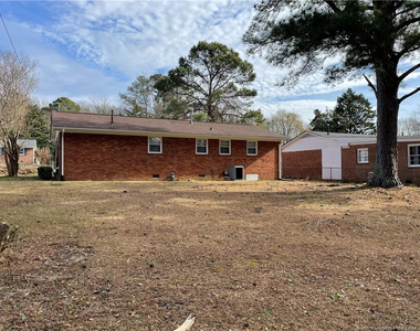 718 Dwain Drive - Photo Thumbnail 23