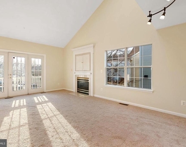 3937 Ettrick Court - Photo Thumbnail 3
