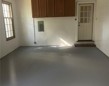 1651 Baysden Court - Photo Thumbnail 11