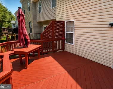 16312 Elkhorn Lane - Photo Thumbnail 6