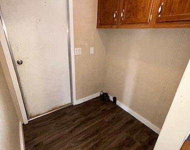 31 Kesler Drive - Photo Thumbnail 5