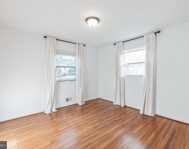 6704 Buttermere Lane - Photo Thumbnail 5
