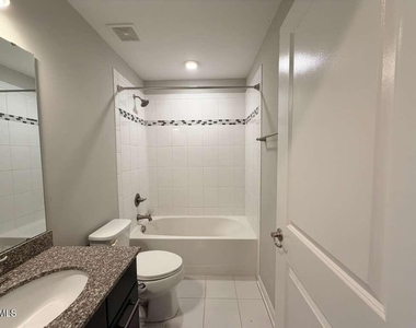 112 Brier Summit Place - Photo Thumbnail 17