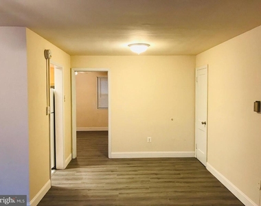 8809 Plymouth Street - Photo Thumbnail 6