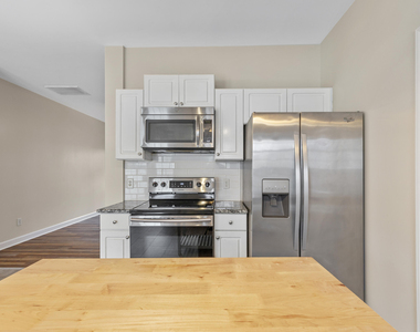 6013 San Marcos Way - Photo Thumbnail 8