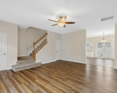 6013 San Marcos Way - Photo Thumbnail 5