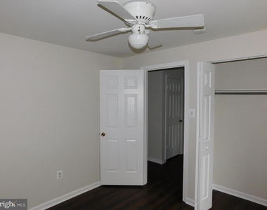 916 Pointer Ridge Drive - Photo Thumbnail 21