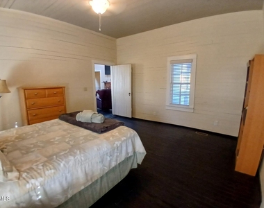1920 Kelly Road - Photo Thumbnail 26