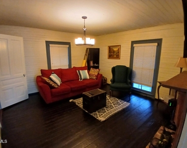 1920 Kelly Road - Photo Thumbnail 27