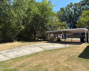 2710 Lawndale Avenue - Photo Thumbnail 7
