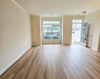 11721 Coppergate Drive - Photo Thumbnail 3